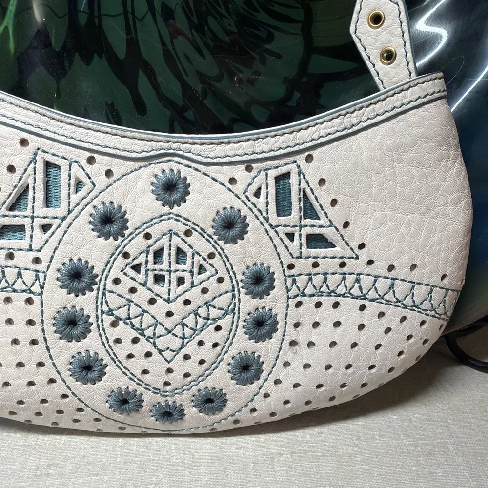 Cole Haan Kayla Cream Leather Wristlet Pouch Boho Perforated Embroidered Y2K